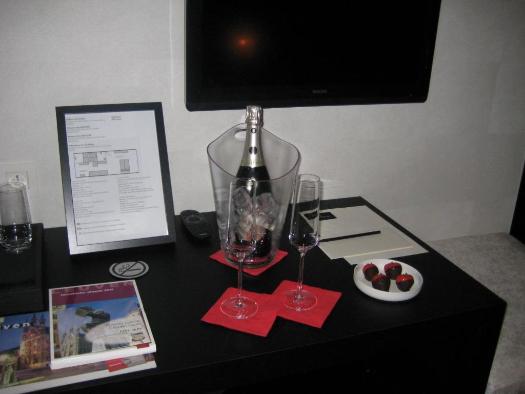 Boutique Hotel Loeven Лёвен Номер фото